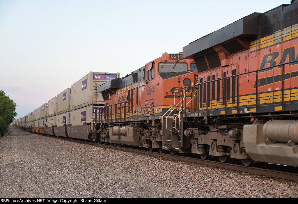 BNSF 6544 Roster shot